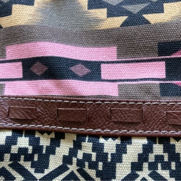 Aztec Hobo Boho Large Bag Purse Tassels Multi Colored VEGAN by Union Bay - Picture 7 of 14